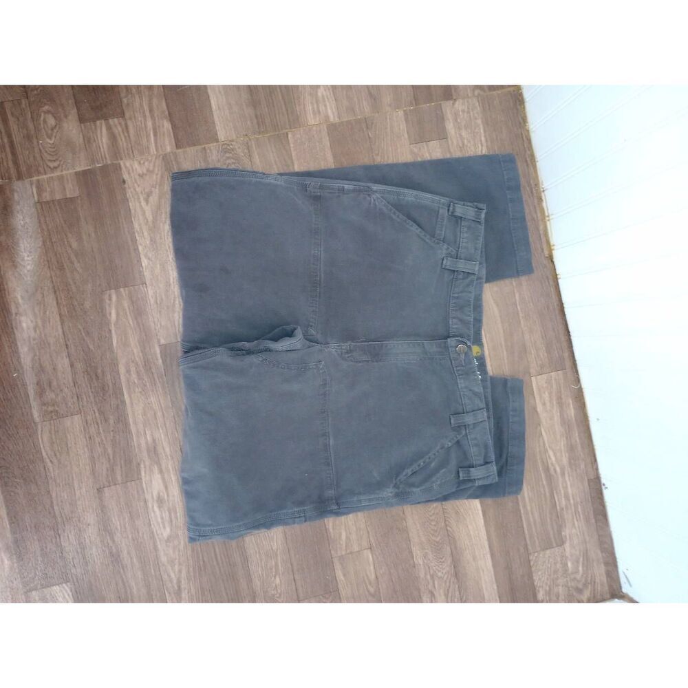 Carhartt relaxed fit cargo pants. Size 38x34 please see listing - Picture 6 of 9